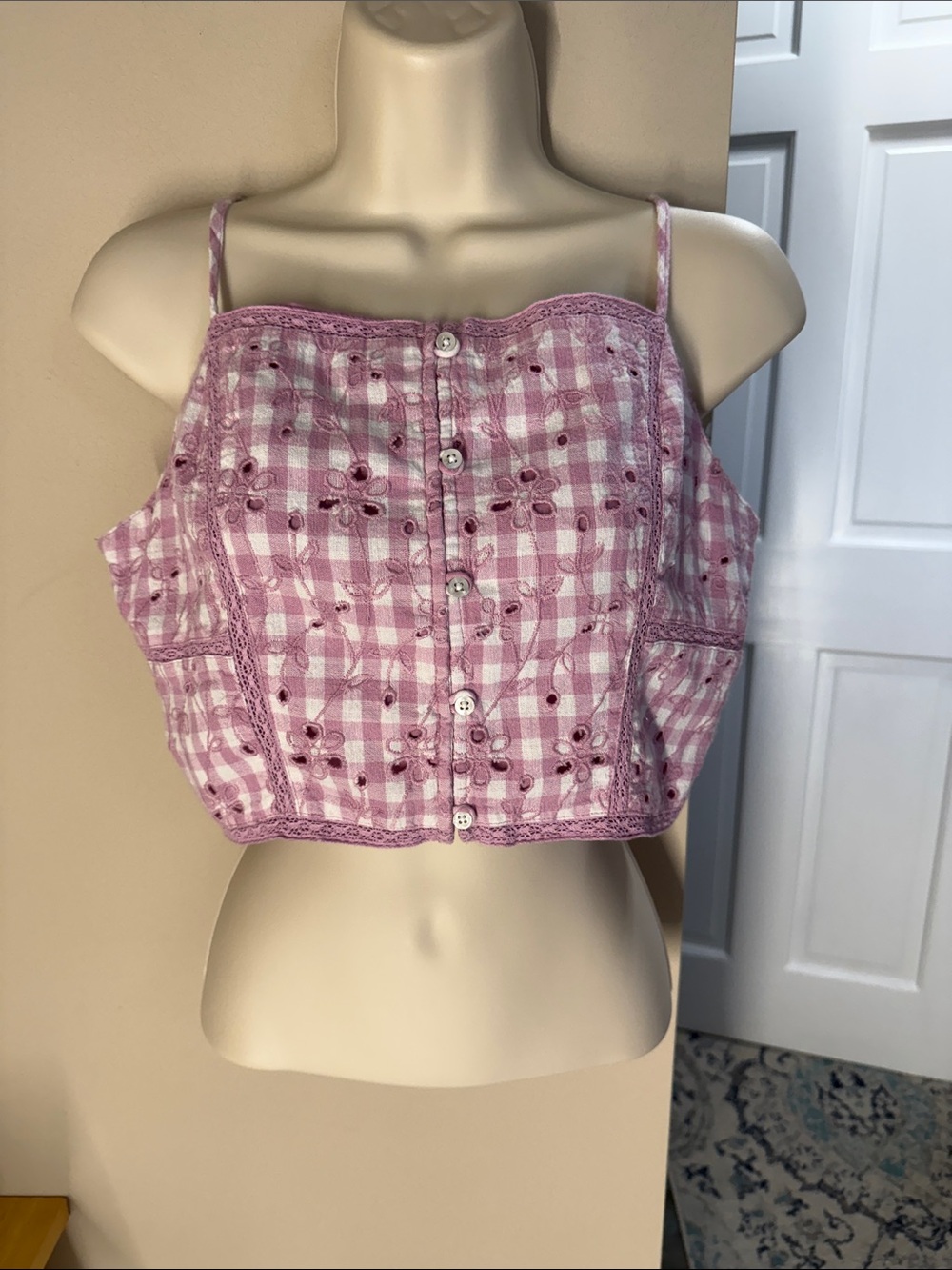 American Eagle gingham crop top